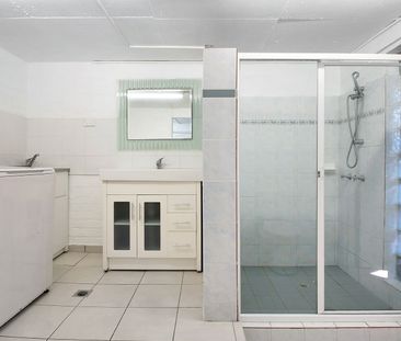 Home For Rent - Photo 6