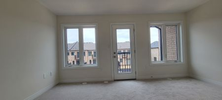 For Lease - 31 Cherry Hill, Barrie, Ontario - Photo 4