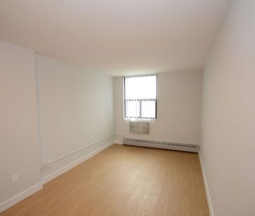 798 Richmond Street West - Photo 4
