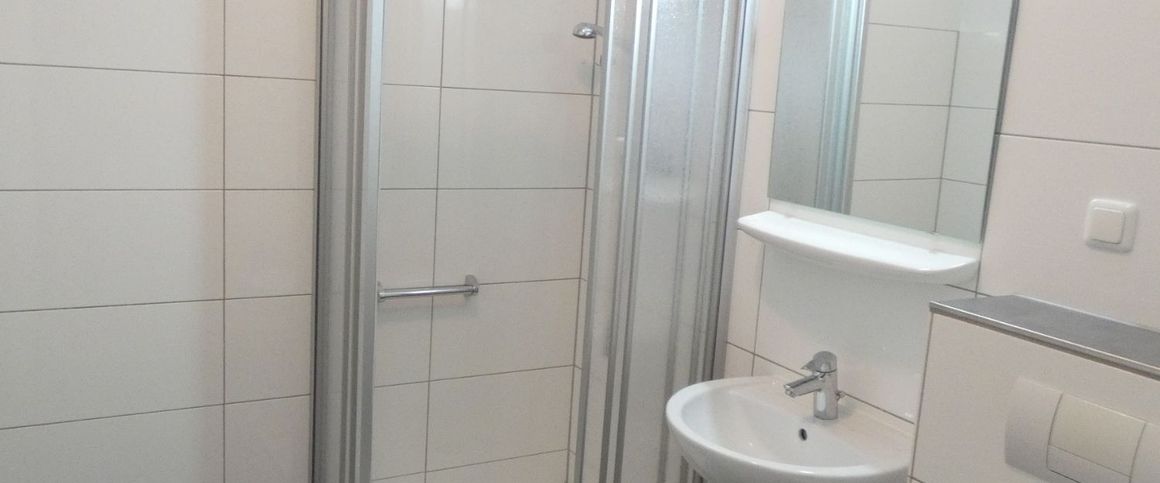 ***Top Lage Heimaterde! Single-EG-Wohnung mit Dusche und Terrasse!*** - Foto 1