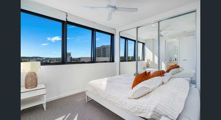 709/13-15 Haig Street - Photo 2