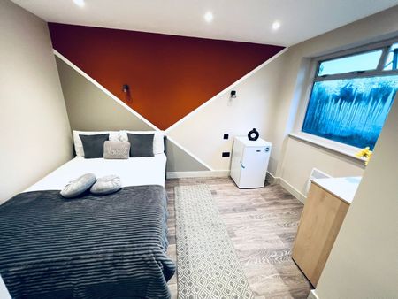 Room in a Shared Flat, Leyland Road, SE12 - Photo 4