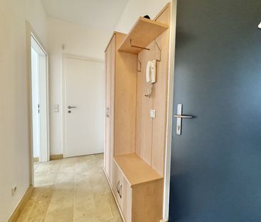 PARKBLICK! SCHÖNE 2-ZIMMER-WOHNUNG + GROSSER TERRASSE - Photo 3