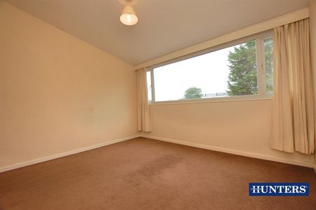 Grosvenor Way, Brierley Hill - Photo 2