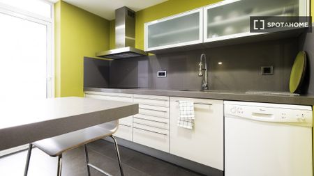 barcelona, Catalonia 08001 - Photo 4