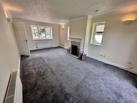 5 bedroom detached house to rent - Photo 1