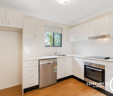 Ready to Move &excl; - Photo 2