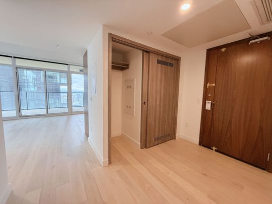 For Lease - 1 CONCORD CITYPLACE Way Unit# 6107, Toronto, Ontario - Photo 1