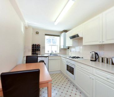 Arlington Court, 444 Archway Road, London, N6 - Photo 2