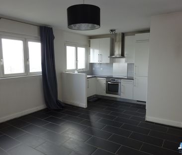 Location Appartement 2 pièces 41m² COURBEVOIE 92400 - Photo 5