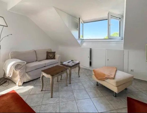 Helle 2-Zimmer-Wohnung mit Einbauküche in Berlin-Neukölln - Foto 1