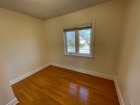 For Lease - 1084 Haig Boulevard, Mississauga, Ontario - Photo 5