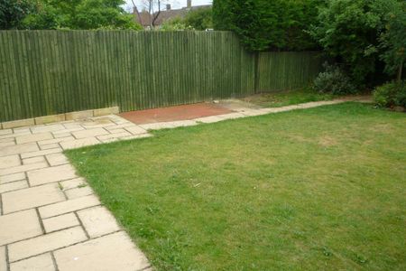 Arundel Road - Photo 3