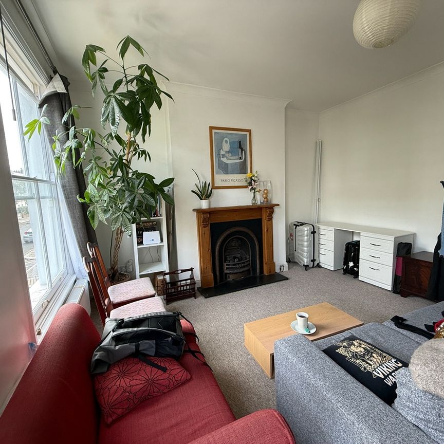 Room in a Shared House, Axminster Road, N7 - Photo 1