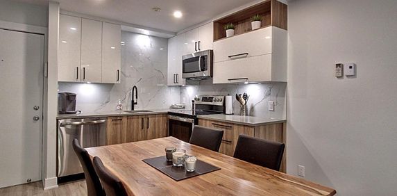 *** Magog *** Condo a Louer - 3 1/2 - O'berge du village - Libre immédiatement - Photo 2