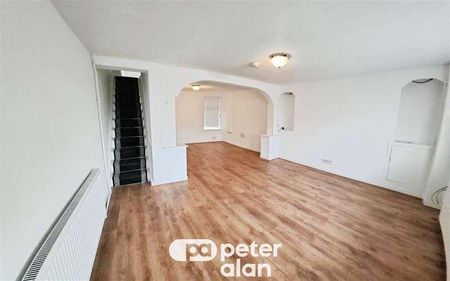 Carmarthen Road, Fforestfach, Swansea, SA5 - Photo 3