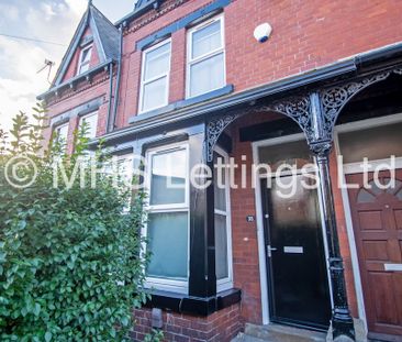 4 Bedroom Mid Terraced House for rent in Manor Drive - Photo 5