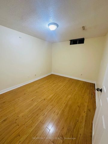 2 William Honey Crescent #Bsmt - Photo 4