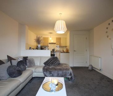 2 bedroom apartment to rent - Photo 3