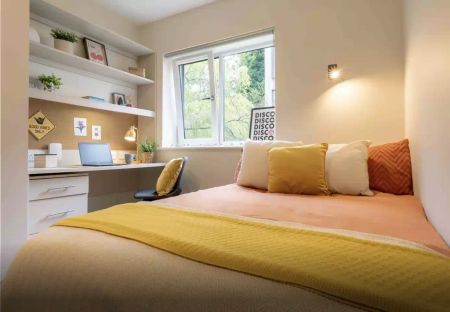 Silver Studio-2627 - Photo 2