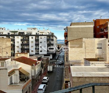 Torrevieja. Atico. Spacious three-bedroom apartm - Photo 5