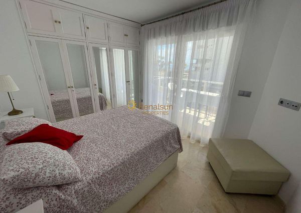 HALF SEASON. FOR RENT FROM 1.9.24-30.6.25 MAGNIFICENT APARTMENT ON THE 1ST LINE OF THE BEACH WITH SEA VIEWS IN LA CARIHUEA (TORREMOLINOS)