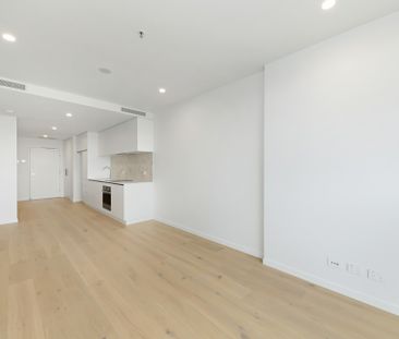 Brand New Living at "The Shard" - Modern Style and Ultimate Conveni... - Photo 1