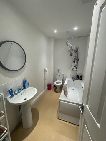 2 bedroom house share to rent - Photo 5