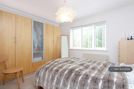 1 bedroom flat to rent - Photo 3