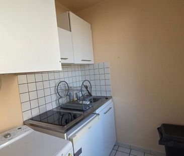 Location Appartement 1 pièce 24m² CLERMONT FERRAND 63000 - Photo 2