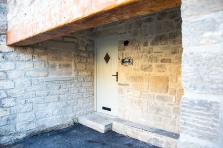 3 bedroom detached house to rent - Photo 5