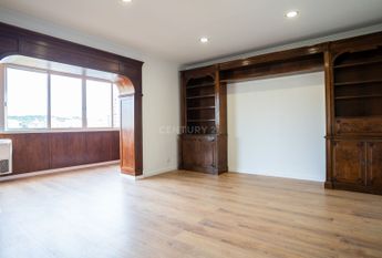 Apartamento T3 em Lisboa