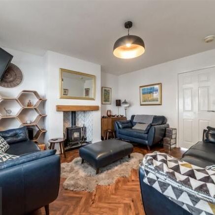 2 bedroom house to rent Melrose Avenue, WN7 - Photo 1