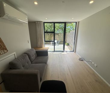 28 Koro Lane, Mangere Bridge - Photo 1