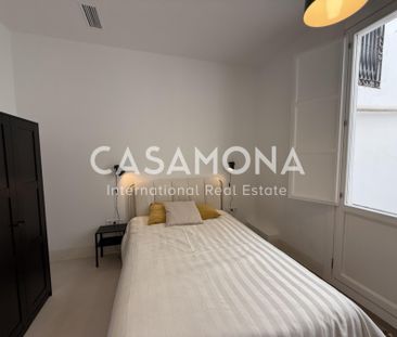 Luminous Private Room in Historic El Born Flat - Photo 4