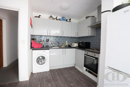 1 bedroom property to rent - Photo 4