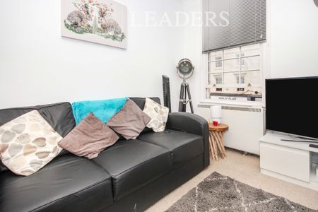 1 bedroom apartment to rent Warwick Street, Leamington Spa, Warwickshire, CV32 - Photo 3