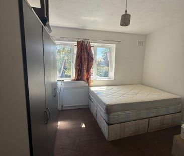 2 bedroom maisonette to rent - Photo 6