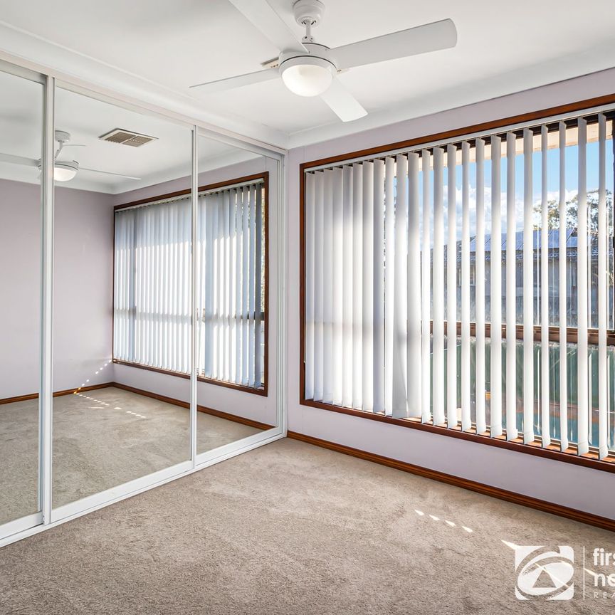 10 Manning Close, 2756, Mcgraths Hill Nsw - Photo 1