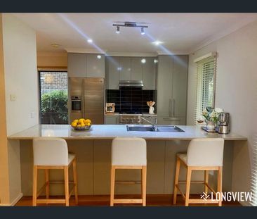 16 Faye Street, Burwood East, Vic 3151 - Photo 3