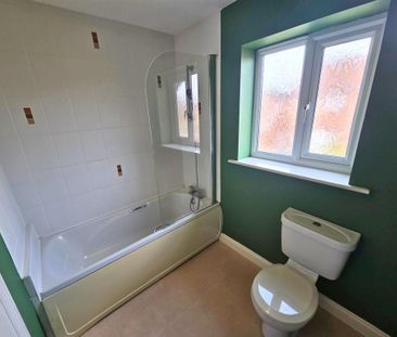 2 bedroom terraced house to rent - Photo 6