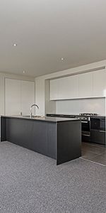 2 Bedroom Delight! - Photo 4