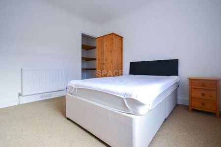 Adelaide Road, Reading, Berkshire, RG6 - Photo 3