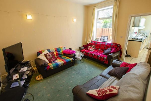 7 bedroom house to rent - Photo 1