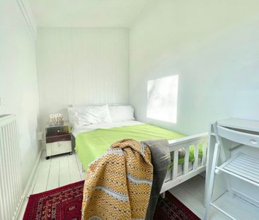 Room 4, Berkeley Walk, London N7 - Photo 3