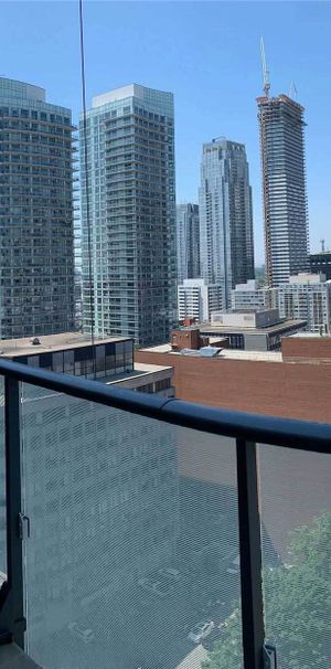 Luxury 1 Bed + Den at Yonge and Eglinton - Photo 2