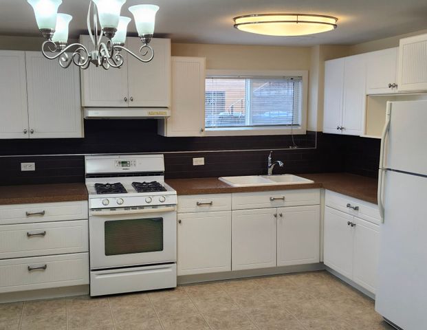 Glenrosa 2 Bedroom Duplex - Photo 1