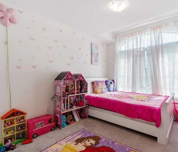 For Lease - 433 Izumi Gate, Milton, Ontario - Photo 4