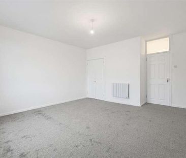 High Street, Epping, CM16 - Photo 3