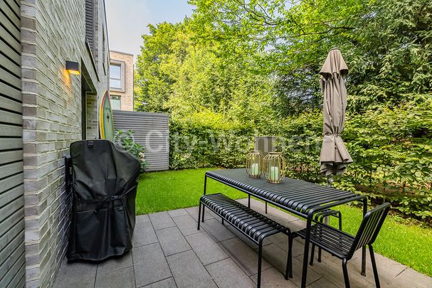 Modernes und stilvoll eingerichtetes 5-Zimmer Haus mit Balkon und Terrasse in toller Lage in Hamburg-Ottensen - Foto 1